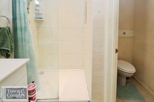 RED BARN ROAD- click for photo gallery